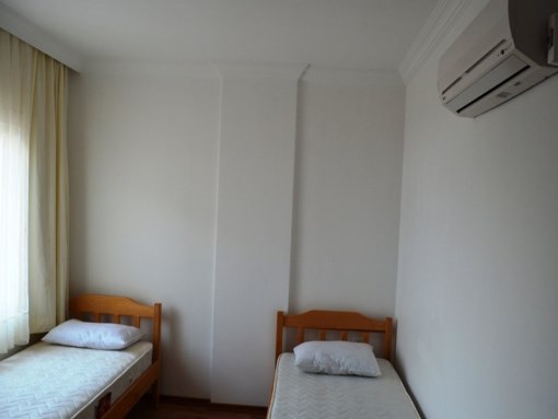 Mersin Tisan Kiralık Yazlık Ev Deniz Manzaralı 5 Kişi Dairede Konaklama