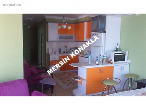Mersin Akdeniz Semtinde Site İçerisinde havuzlu denize yakın 4 yatak