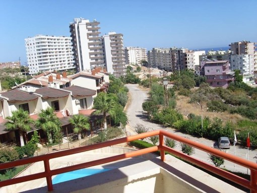 Mersin Erdemli Ayaşta Günlük Kiralık Yazlık Evde Ucuza 6 Kişi Konaklayın