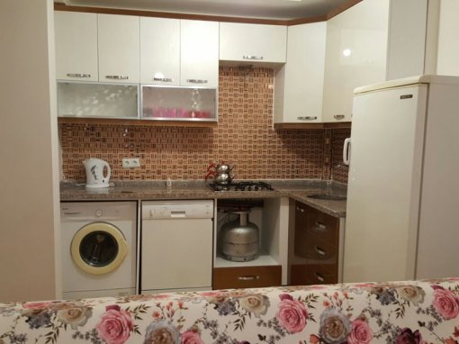 Mersin Pozcu Merkezinde Alanya Fırını Sokağında Lüks Günlük Ev