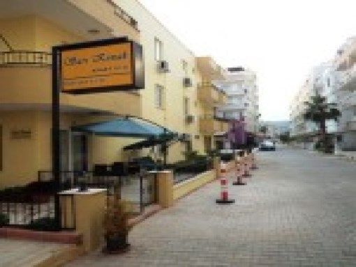 erdemli kizkalesi sari konak apart otel ve pansiyonda ucuza konaklama