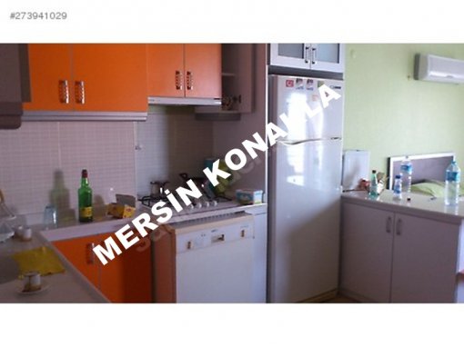 Mersin Akdeniz Semtinde Site İçerisinde havuzlu denize yakın 4 yatak